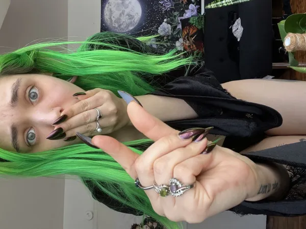 female-green-hair-humiliation