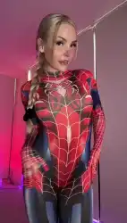Watch videos Amateur Blonde Cute by the cool model AMY BABY 💦’s (@amy.cupcake)