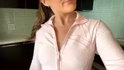 Watch videos Boobs Braless Female by the cool model ashlyyybaby’s (@ashlyyybaby)