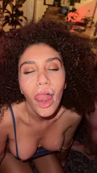 Watch photos Cumshot Cum Cum In Mouth by the cool model Beatrice Segreti’s (@beasecrets)