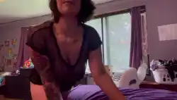 Watch videos Amateur Buttplug Female by the cool model Goddess Becky’s (@beenatural)