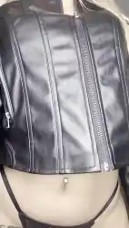Watch videos Amateur Big Tits Boobs by the cool model Amber 🤗’s (@blondiesecret)