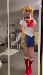 Watch videos Amateur Anime Blonde by the cool model Torraトラ’s (@dystorra)