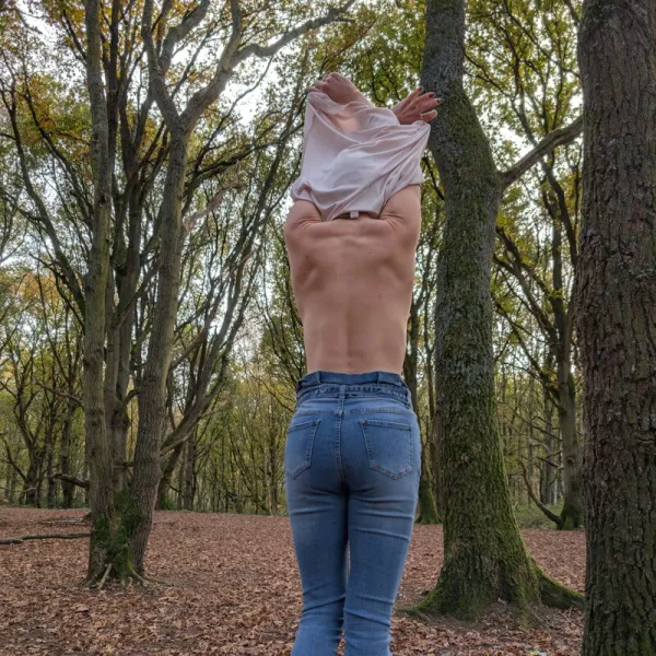 blonde-body-backshots