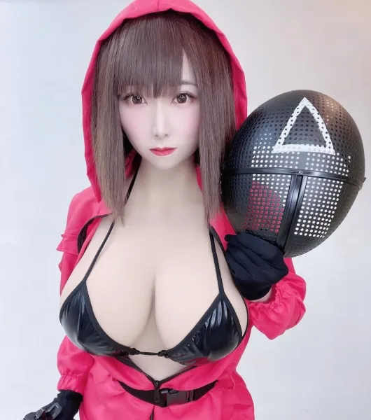 Watch photos Asian Big Tits Busty by the cool model Hot Lovers’s (@hot-lovers)