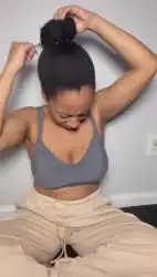 Watch videos Afro Big Tits Clothed by the cool model Miss Kitty 💦 Babe’s (@kflexx)