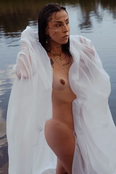 brunette-erotic-lake