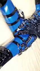 Watch videos Fetish Latex Latex Gloves by the cool model LaLoLa’s (@latexlovinglady)