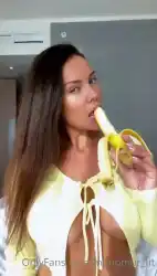 Watch videos Boobs Brunette Egirl by the cool model Leak Onlyfans’s (@leak-onlyfans)