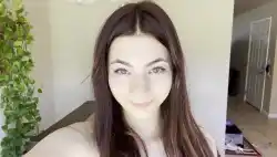Watch videos Ass Amateur Butt Plug by the cool model Laci Witton 🦋’s (@loverlaci)