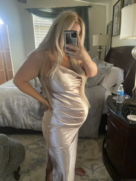 Watch photos Blonde Breeding Homemade by the cool model Submissive Daisy 🤰🏼’s (@maeibeyoursub)