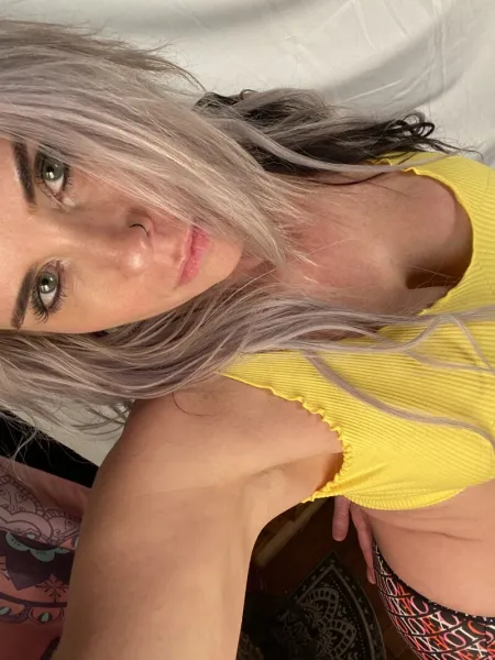 Watch photos Amateur Blonde Body by the cool model Noa Fox’s (@noafox)