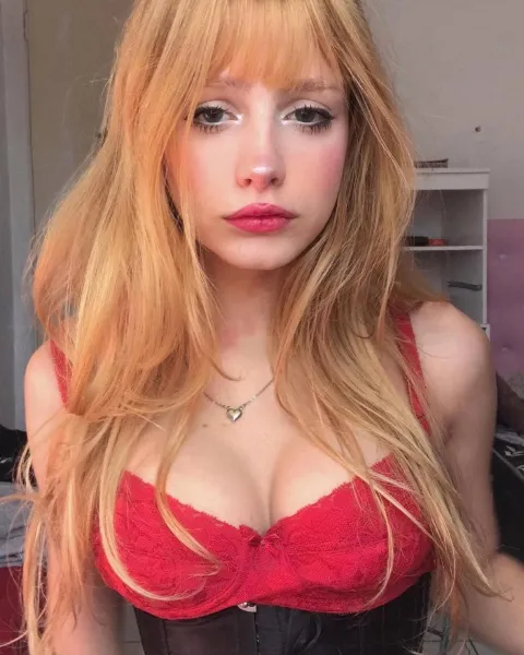 blonde-brunette-babe-14