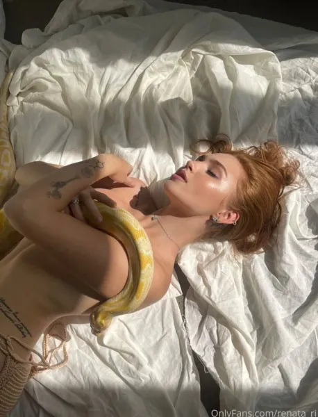 bed-hair-redhead