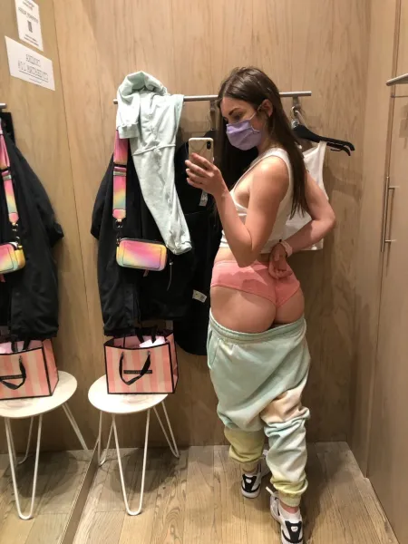 ass-body-feet-5