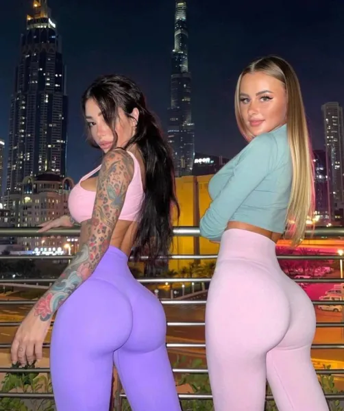 ass-brunette-booty-273