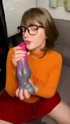 Watch videos Blowjob Bad Dragon Cosplay by the cool model Misty silver’s (@thecutestkittycat)