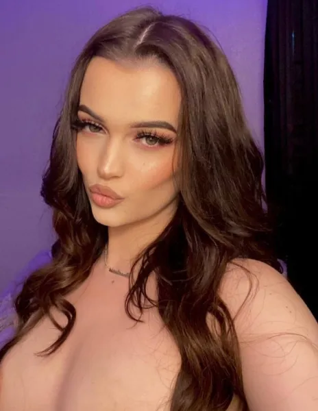 Watch photos Amateur Cute Uncensored by the cool model sleepyxxxsarah’s (@xosarahx)
